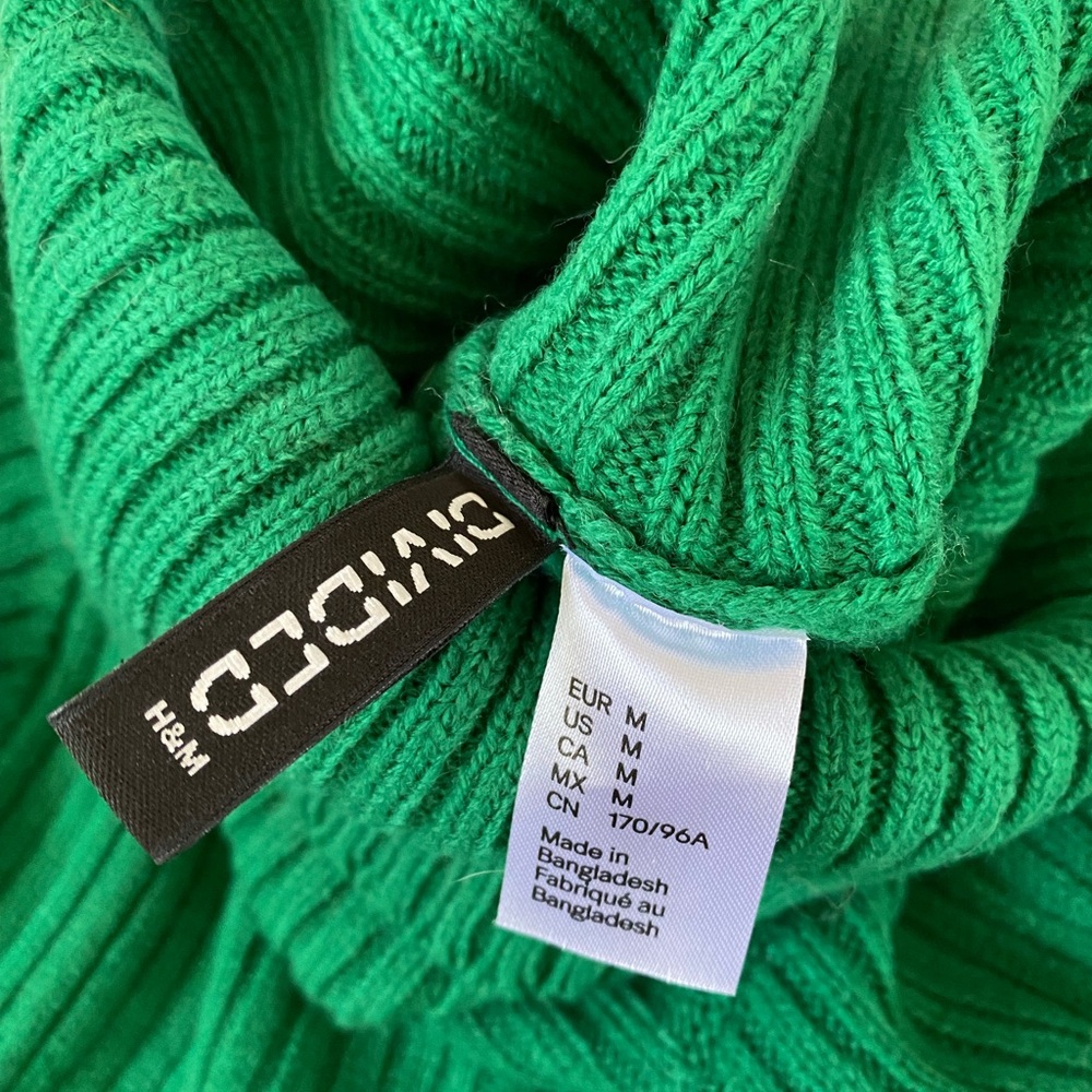 NWT Green Cropped Ribbed Knit Turtleneck Sweater | H&M - Picture 13 of 15